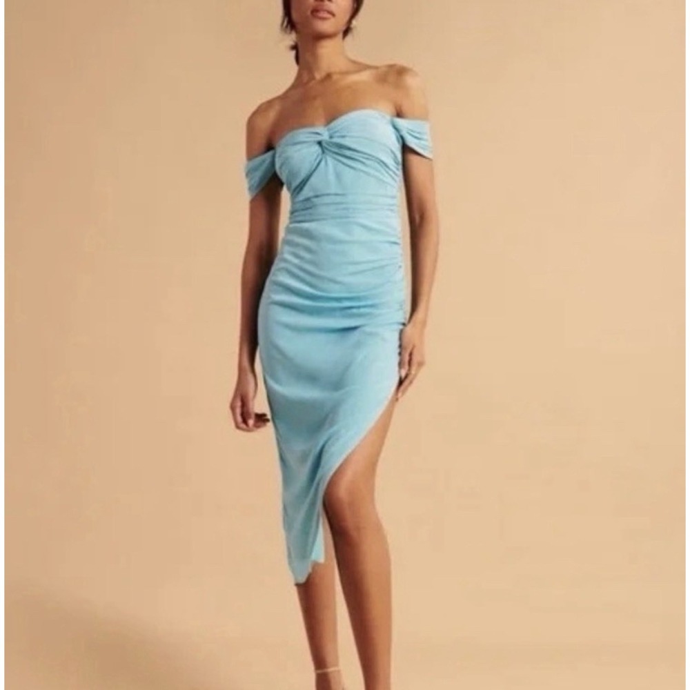 Womens Abercrombie & Fitch Off-The-Shoulder Ruched Midi Dress BLUE SMALL